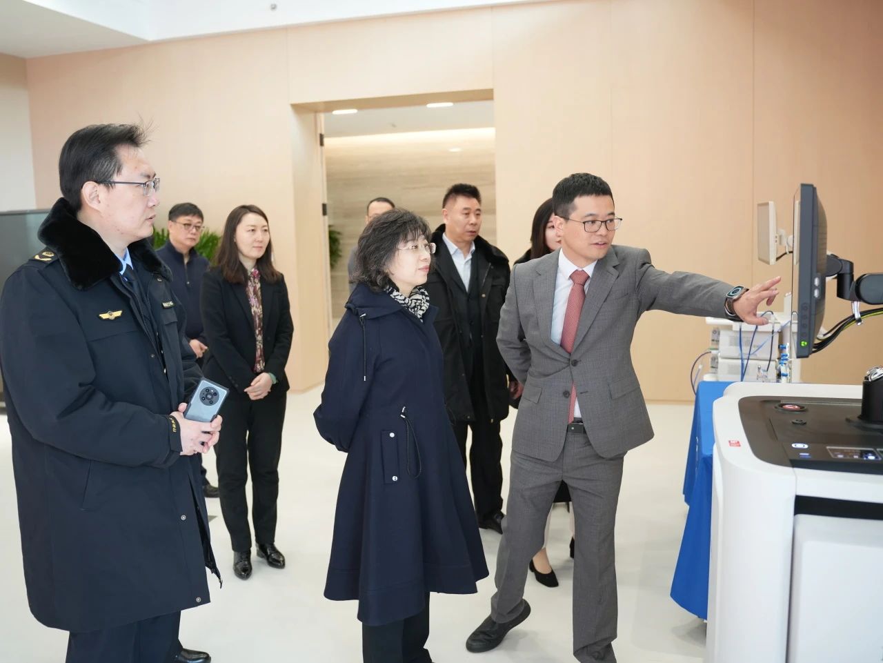 北京市药监局辅导一行莅临9001cc金沙以诚为本医疗发展春节前安全督导查抄及座谈调研